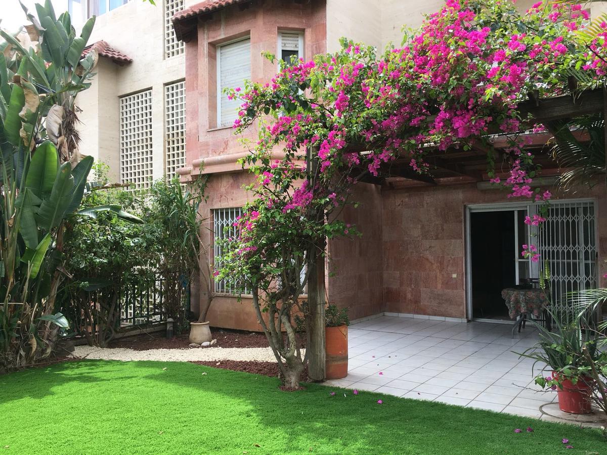 Pool & Garden Aparthotel Rehovot ภายนอก รูปภาพ