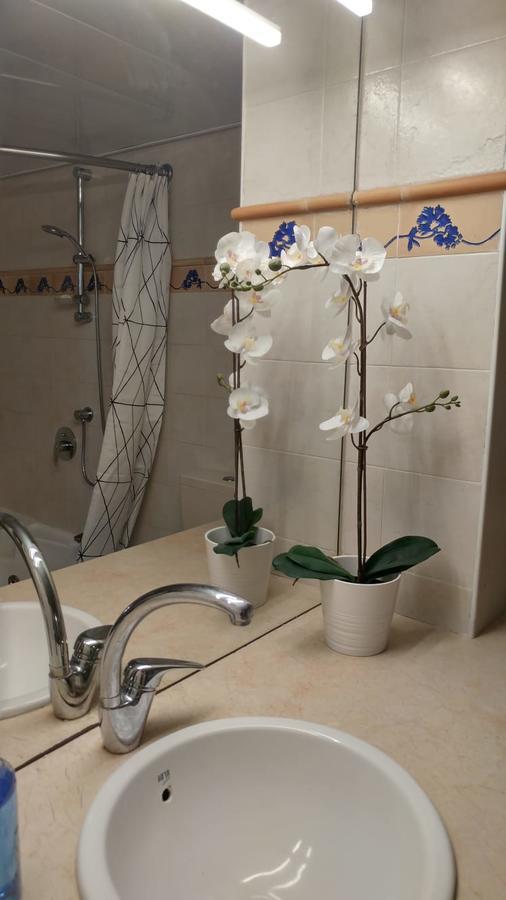 Pool & Garden Aparthotel Rehovot ภายนอก รูปภาพ